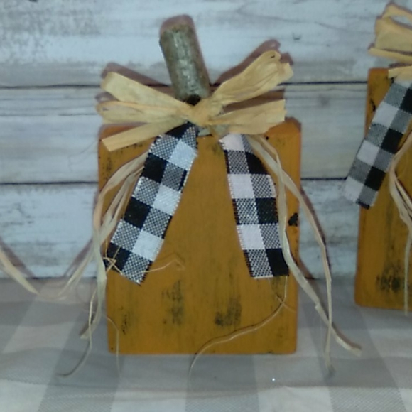 Rustic block pumpkins set - Picture 3 of 4